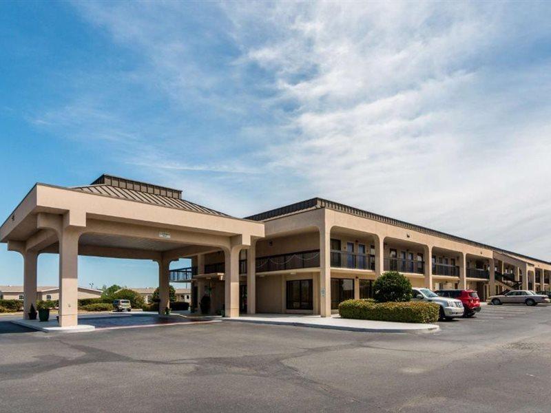 Dublin Inn And Suites Bagian luar foto