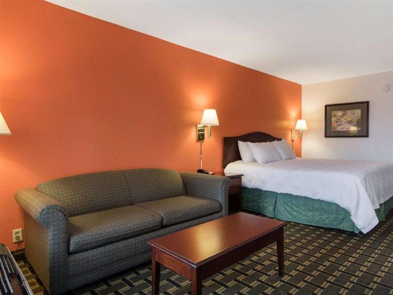 Dublin Inn And Suites Bagian luar foto
