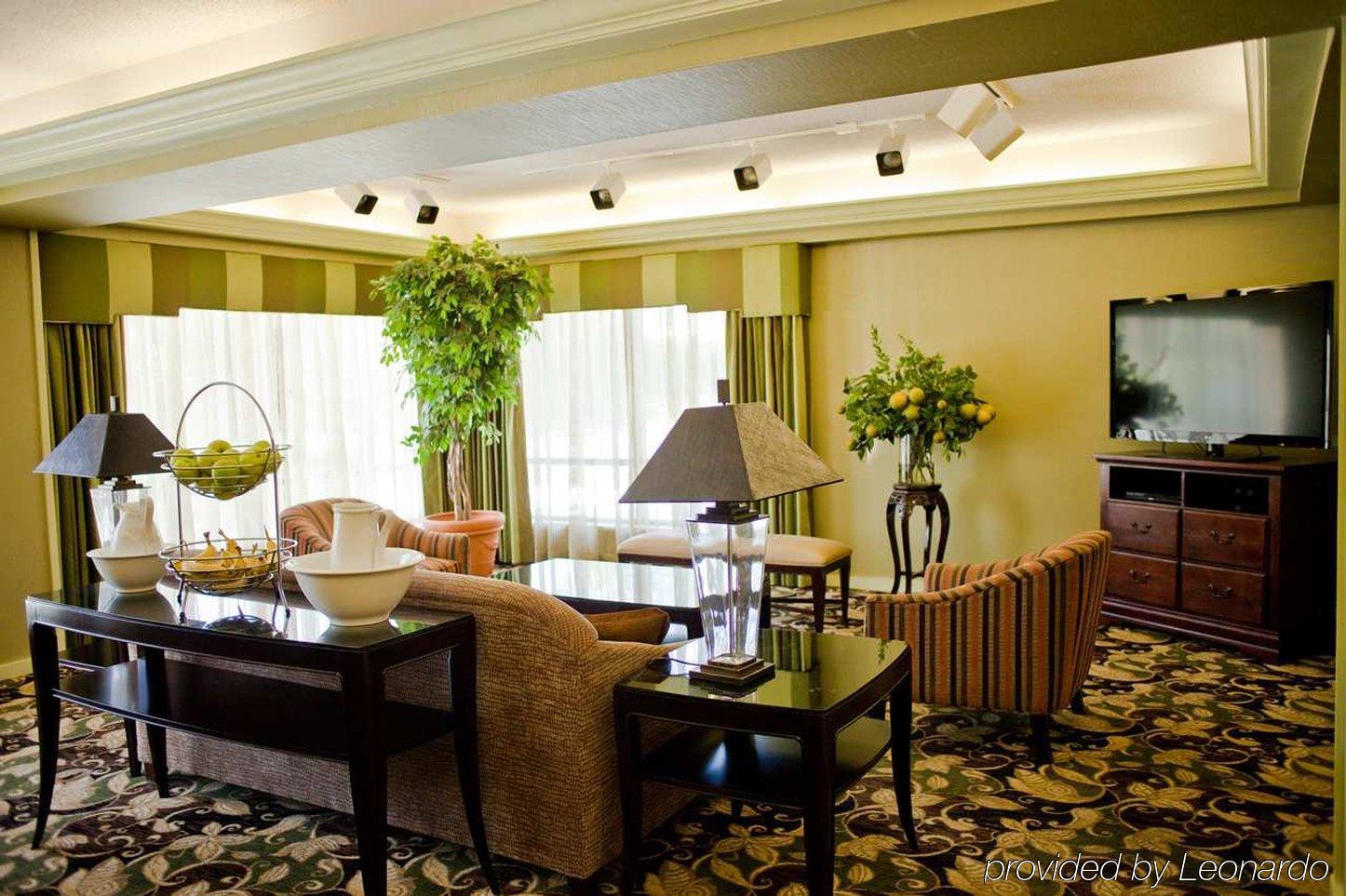 Dublin Inn And Suites Bagian luar foto
