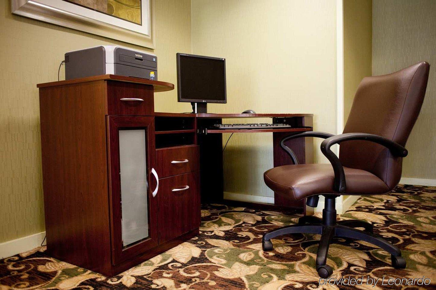 Dublin Inn And Suites Bagian luar foto