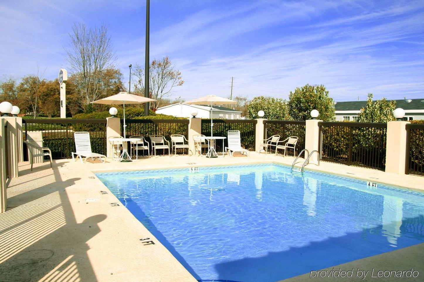 Dublin Inn And Suites Bagian luar foto